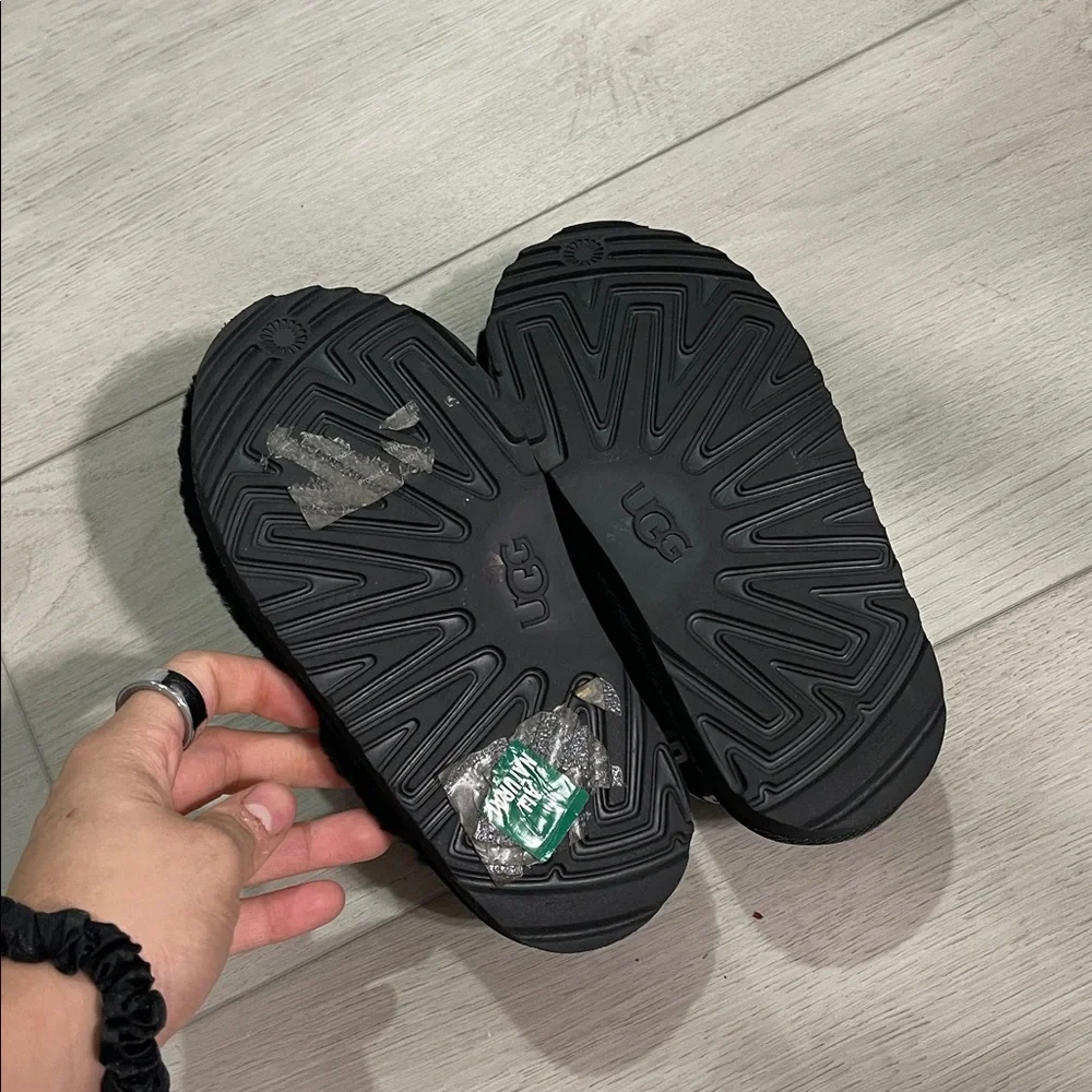 UGG Kids' Black Fuzzy Slippers